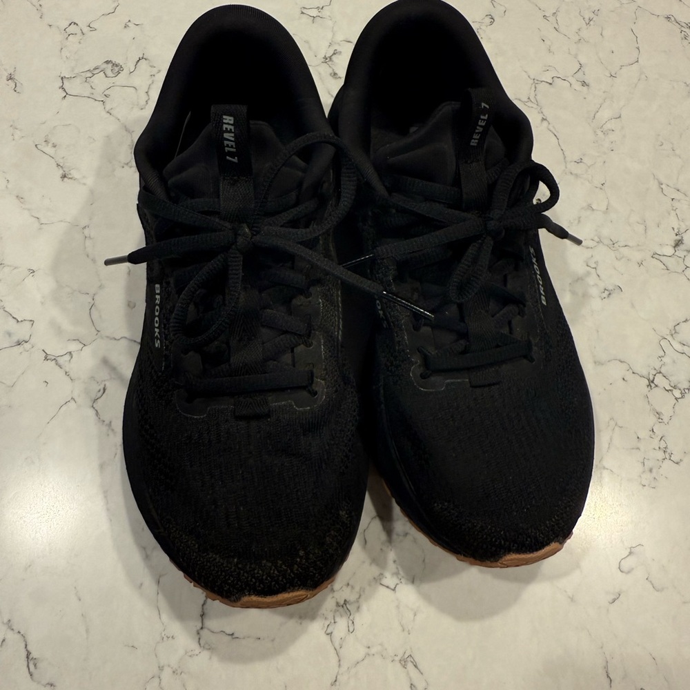 Brooks Black and Tan Running Shoes